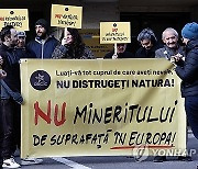 ROMANIA PROTEST MINING LAW