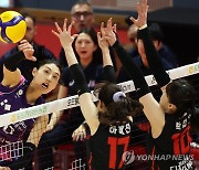 '김연경 25점' 흥국생명, 8연승 행진…삼성화재 3위 도약(종합)