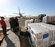 EGYPT-AL-ARISH-AIRPORT-GAZA-HUMANITARIAN AID