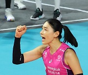 프로배구 김연경, 7번째 라운드 MVP 수상…남자부는 임성진