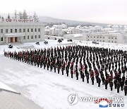 북한, 전국청년학생들 백두산지구 혁명전적지 답사행군대 출발모임