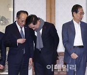 [포토]이야기 나누는 고위당정