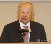 손경식 경총회장 "규제 너무많아…정부, 혁신·성장 동반자돼야"