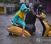 INDIA WEATHER CYCLONE