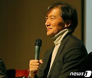 조국 "윤 정권에 아부하며 못 살아…총선에서 역할할 것"