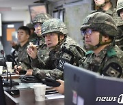 합참의장, 수방사 찾아 방위태세 점검… "무인기 도발시 반드시 격추"