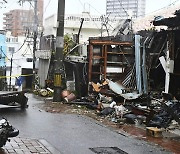 스쳐간 일본, 신칸센 멈추고 130만명 대피