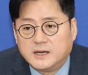 홍익표 “약속 다 지켜야 하나”…위성정당·병립형 회귀 시사