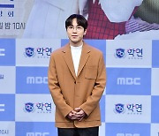 [ST포토] 이석훈, '연애 프로 MC'