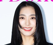 [T포토] 보라 '코 피어싱까지 예쁘네'