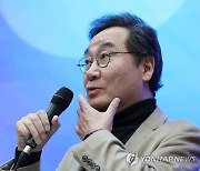 이낙연 "전직 총리들과 만날 수도"…이준석엔 선 긋기