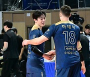 우리카드 김지한 "3라운드 MVP 받고 싶어요"