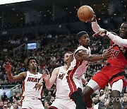 Heat Raptors Basketball