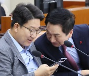 “서울 우세 6곳” 총선 위기 여당, 혁신위 닫자 쇄신론 분출