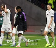 김민재, 2주 만에 풀타임…연이은 경합 패배로 실점 빌미, 최하 평점 혹평