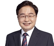 민주당 지도부, ‘은평을 출마 준비’ 친명계 김우영 강원도당위원장에 ‘주의’