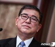 "내년도 예산 성립하면 사임 가능"…자민당 내 '기시다 퇴진론' 대두