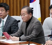 윤재옥 "의협, 총파업 찬반투표 실망스러워…정원확대, 일방적으로 밀어붙일 생각 없어"