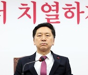 여당 중진들 "김기현 사퇴하라" 봇물