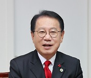 송인헌 괴산군수, '2023 올해의 지방자치 CEO' 선정