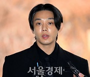 '마약 혐의' 유아인 첫 공판 "기일 연기는 변호사 사정···심려 끼쳐드려 죄송" [SE★현장]