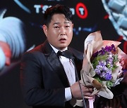 '포수 GOAT 등극' 277억 사나이, 이승엽의 간절함을 증명했다... 양의지 '9번째 GG' 포수 부문 최다 수상