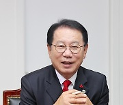 [동정] 송인헌 괴산군수 '올해의 지방자치 CEO' 선정