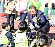 '아이키우기 좋은 파주시' 입증…보건복지부 '최우수기관' 선정