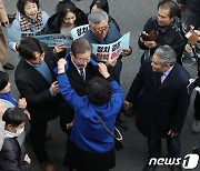 국힘 '쇄신의 시간' 한창인데…혁신·희생 압박받는 이재명