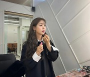 성유리, 주변서 더 놀라는 '쌍둥맘 미모'..♥안성현 논란에도 활동 재개하나