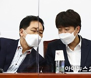 이준석 "김기현 만나 거취 관련 얘기했다"