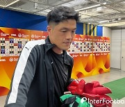 [IN-LIVE] "불혹? 나이 중요치 않아, 항상 신인이라는 마인드" 정성룡 축구는 '현재 진행형'