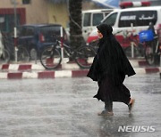 가자에 겨울 큰비 … 주민들, 춥고 배고프고 도망갈 데도 없어