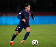 '패하면 조별리그 탈락' 이강인의 왼발, PSG 16강 진출 이끌까