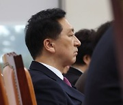 '개국 공신' 장제원 불출마 선언…김기현, '장고 모드' 돌입