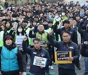 노조원 아니어도 민주노총에 노동 상담···영세 사업장 임금 문제 多