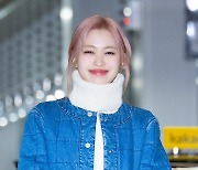 [T포토] 류진 '사르르 눈웃음'