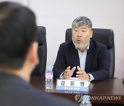 발언하는 김동명 한국노총 위원장