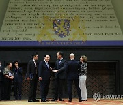 윤석열 대통령, 만국평화회의 열렸던 리더잘 방문