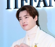 [E포토] 이종석, '아이유가 반한 이 남자'