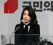 [안혜리의 시선]어쩌면 명품 핸드백은 작은 문제일지 모른다