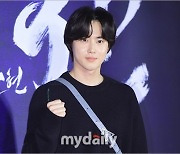 'AAA 이모티브' 엑소 수호 "'힙하게' 한지민 이민기 선배 감사해" [2023 AAA]