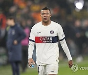 '불만' 음바페 이적설 재점화→대선배 앙리의 훈계…"나라면 PSG 안 떠나, 떠날 이유 없잖아?"