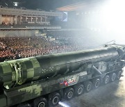 [속보] 김태효 국가안보실 1차장 "북한, 이달 중 ICBM 발사 가능성"