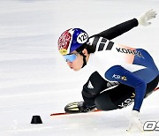 쇼트트랙 황대헌, '홈 그라운드에서 500m 예선 질주' [사진]