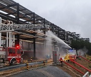 울산서 석유화학업체 배관 보수작업 중 화재…1명 부상(종합)