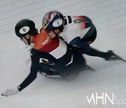 [Ms포토] 비디오 판독 중 대한민국 패널티 장면