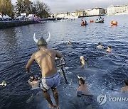 Switzerland Christmas Swim