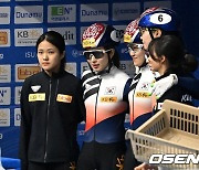 여자 3000m 릴레이 결승전 앞둔 대한민국 여자 쇼트트랙,'미소' [사진]