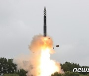 北 단거리탄도탄 10시간 만에 ICBM 도발… '화성-18형' 가능성(종합2보)